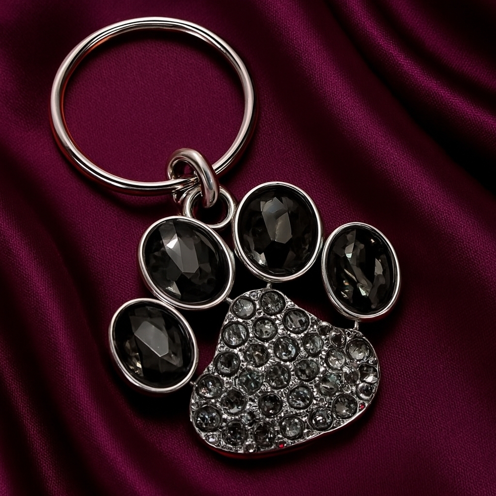 Silver tone Crystal Paw Print Keychain – Sparkling Pet Lover Gift & Bag Charm